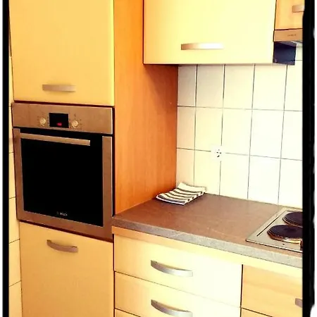 Апартаменты Lu-do Трогир